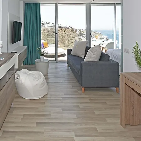 3 Beyond Amadores Playa Apartment *